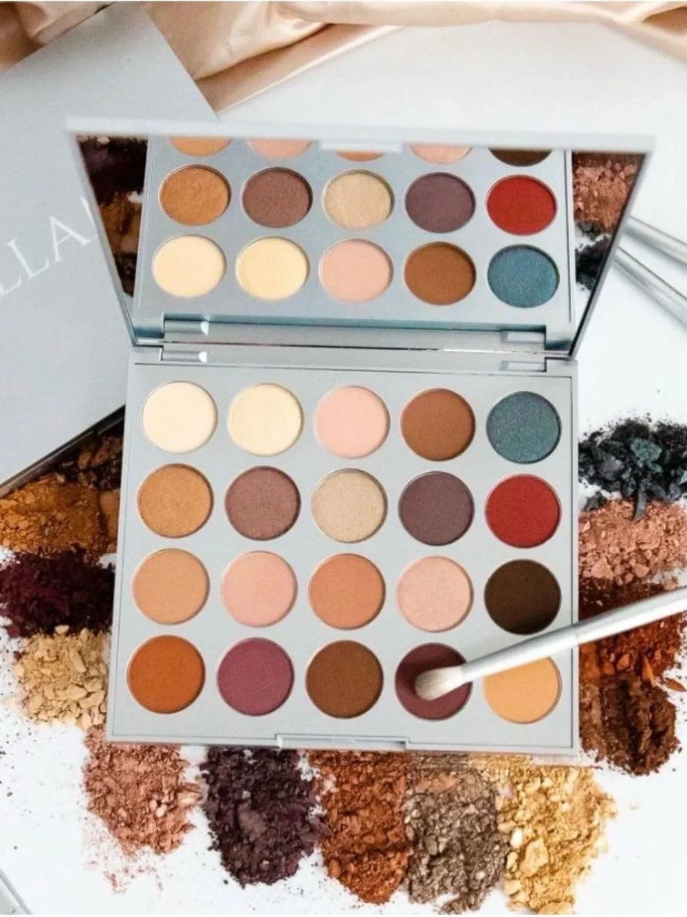 Bellame Neutral Matte & Shimmer Eyeshadow Palette - 20 Warm Shades